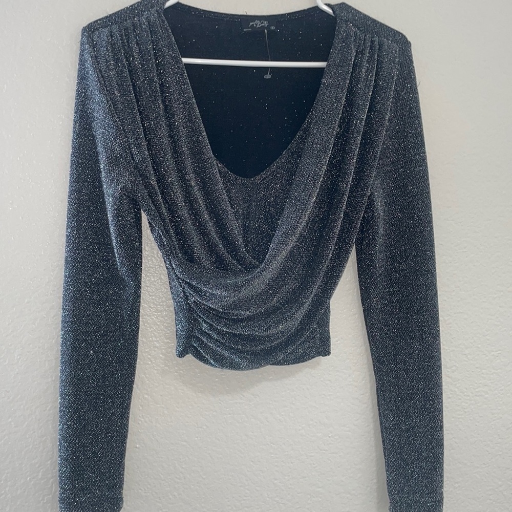 Long sleeve top